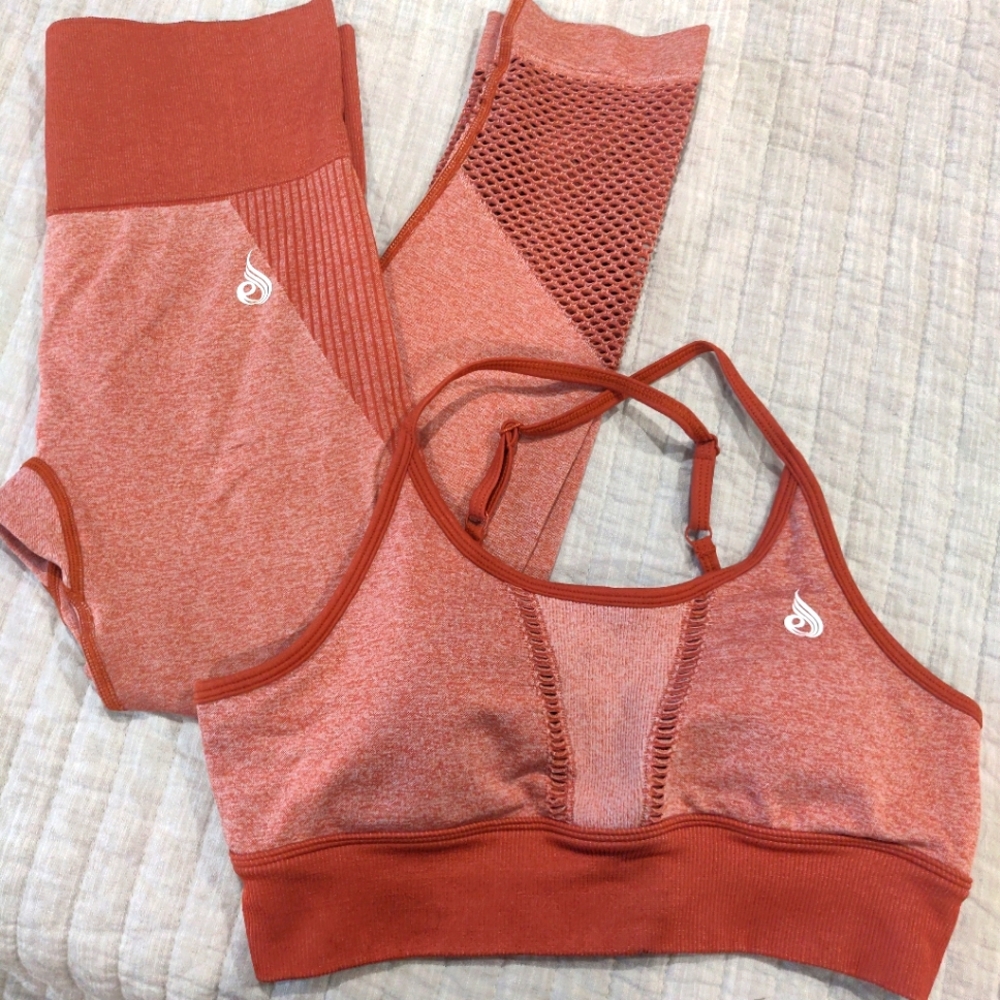 Ryderwear Seamless Oasis size Medium set